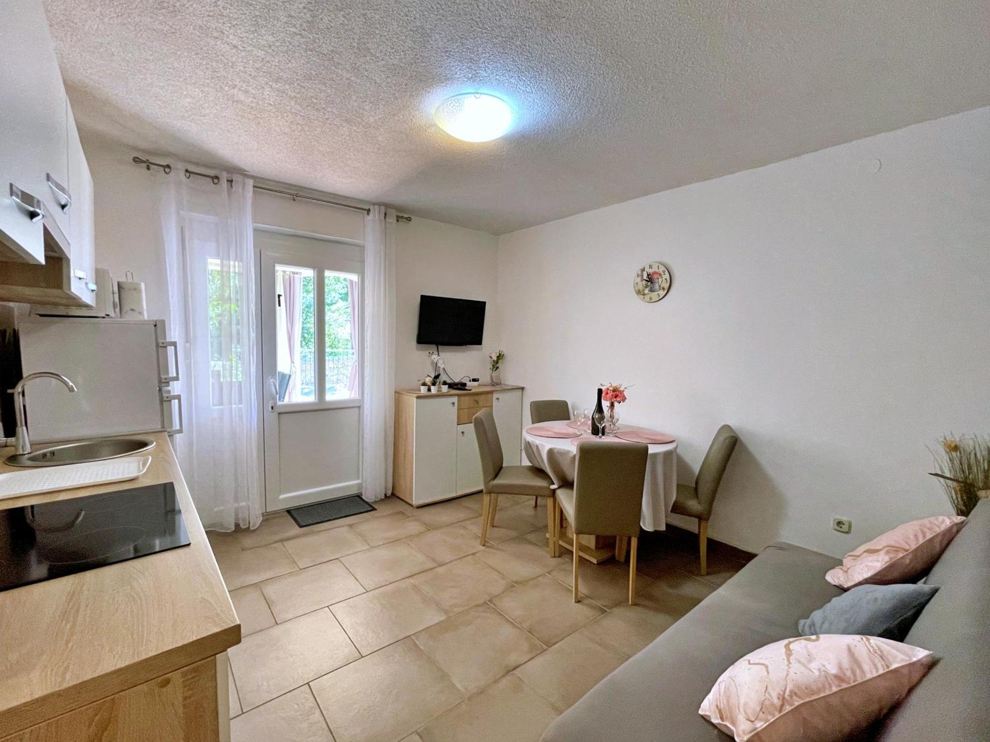 Apartment Butkovic Šilo 外观 照片