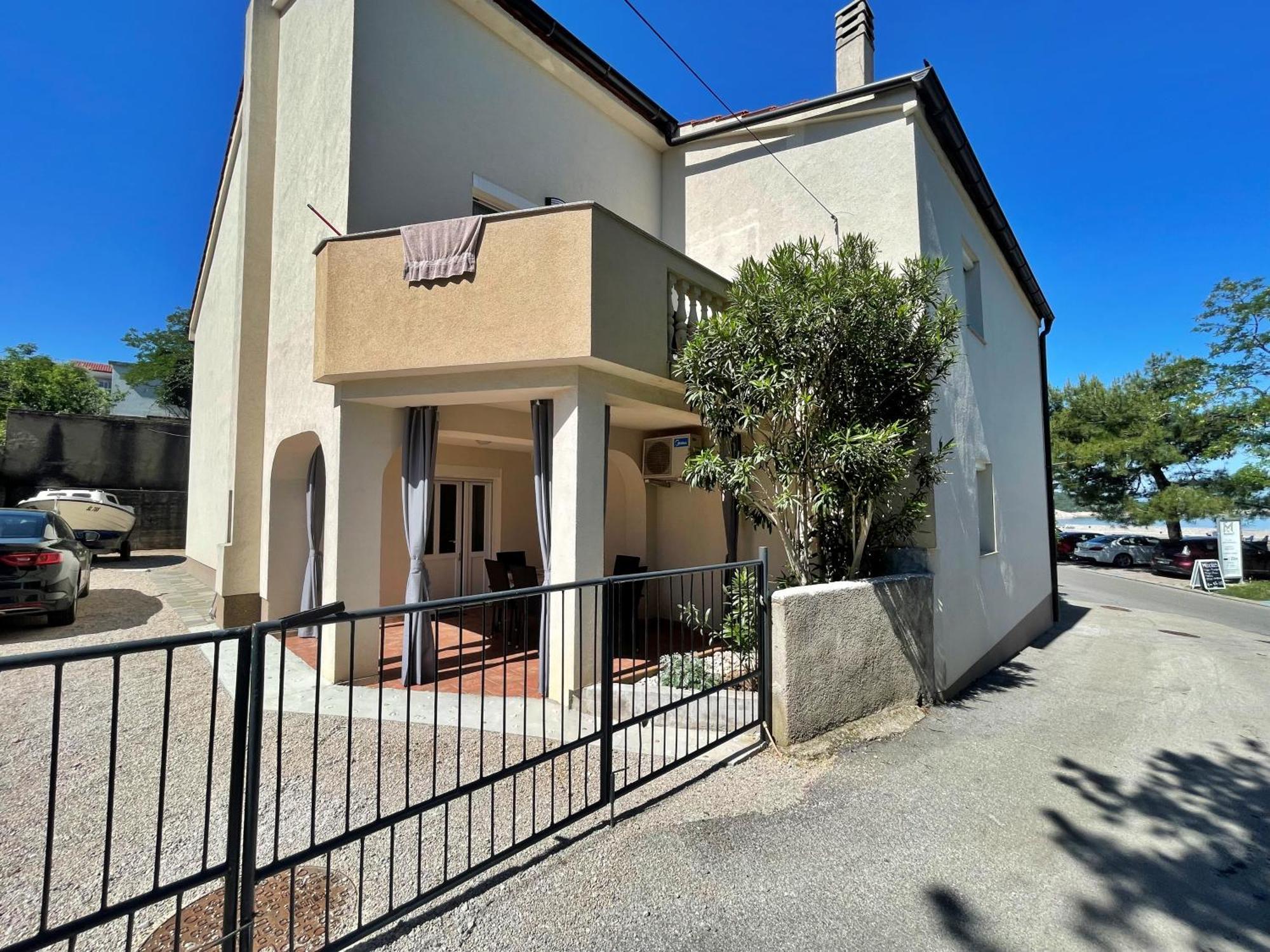 Apartment Butkovic Šilo 外观 照片